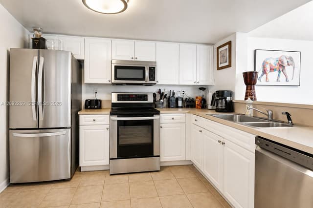 520 SE 5th Ave # 1308, Fort Lauderdale FL 33301 - Fort Lauderdale, FL - Photo 5