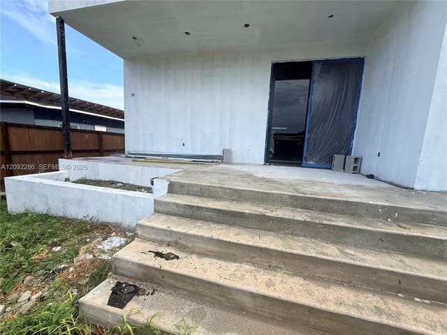 3075 NW 17th St, Miami FL 33125 - Miami, FL - Photo 2