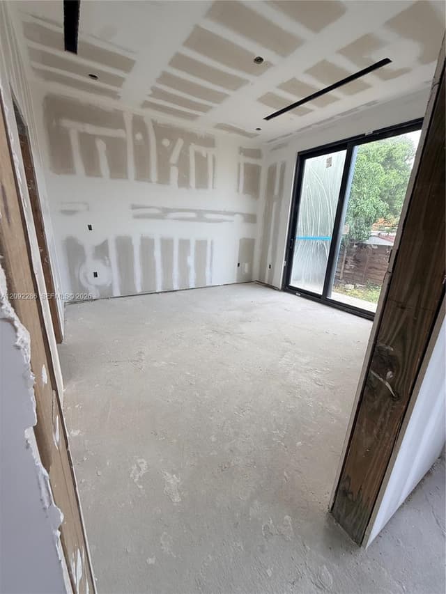 3075 NW 17th St, Miami FL 33125 - Miami, FL - Photo 5