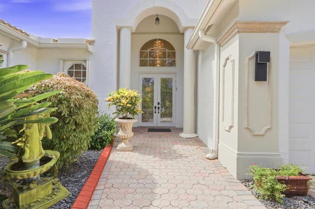 6812 Molakai Circle, Boynton Beach FL 33437 - Boynton Beach, FL - Photo 3