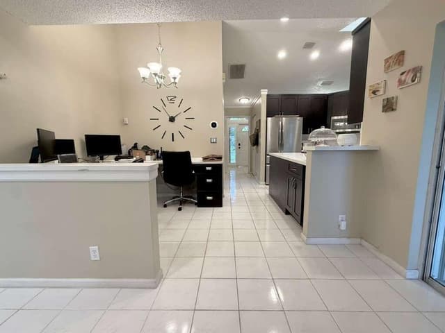 4555 NW 88TH Terrace, Coral Springs FL 33065 - Coral Springs, FL - Photo 4