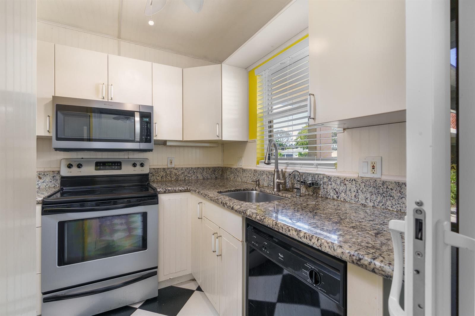 2800 NE 14TH ST Causeway # 115, Pompano Beach FL 33062 - Pompano Beach, FL - Photo 1