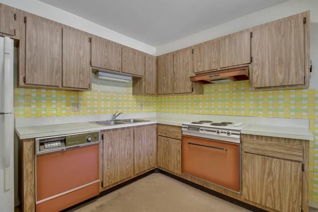 313 BALSAM Street, Palm Beach Gardens FL 33410 - Palm Beach Gardens, FL - Photo 2