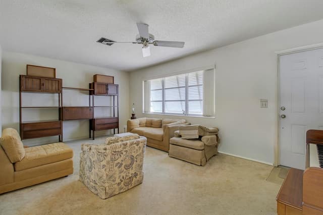 313 BALSAM Street, Palm Beach Gardens FL 33410 - Palm Beach Gardens, FL - Photo 6
