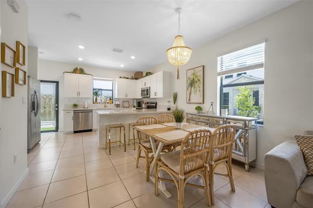 1622 SW 28TH Court, Fort Lauderdale FL 33315 - Fort Lauderdale, FL - Photo 3