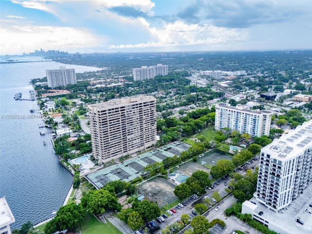 11111 Biscayne Blvd # 6B, Miami FL 33181 - Miami, FL - Photo 6