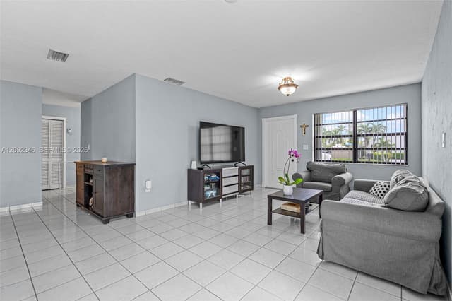 294 NW 134th Ct, Miami FL 33182 - Miami, FL - Photo 7