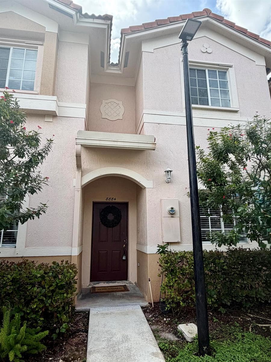 8884 N Isles Circle, Tamarac FL 33321 - Tamarac, FL - Photo 1