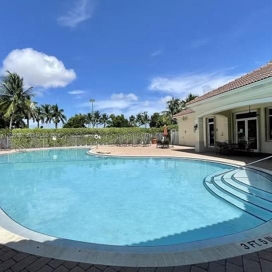 8014 Big Pine Way, Riviera Beach FL 33407 - Riviera Beach, FL - Photo 4