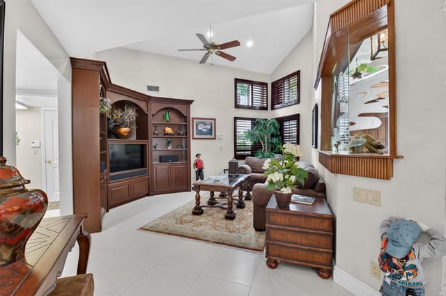 6761 Woodbridge Drive, Boca Raton FL 33434 - Boca Raton, FL - Photo 7