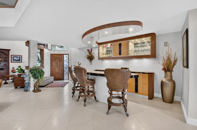 6761 Woodbridge Drive, Boca Raton FL 33434 - Boca Raton, FL - Photo 4