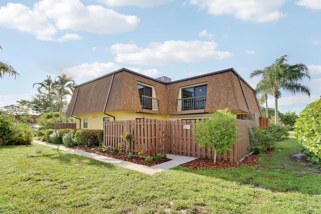 110 N DELAWARE Boulevard # 8B, Jupiter FL 33458 - Jupiter, FL - Photo 2
