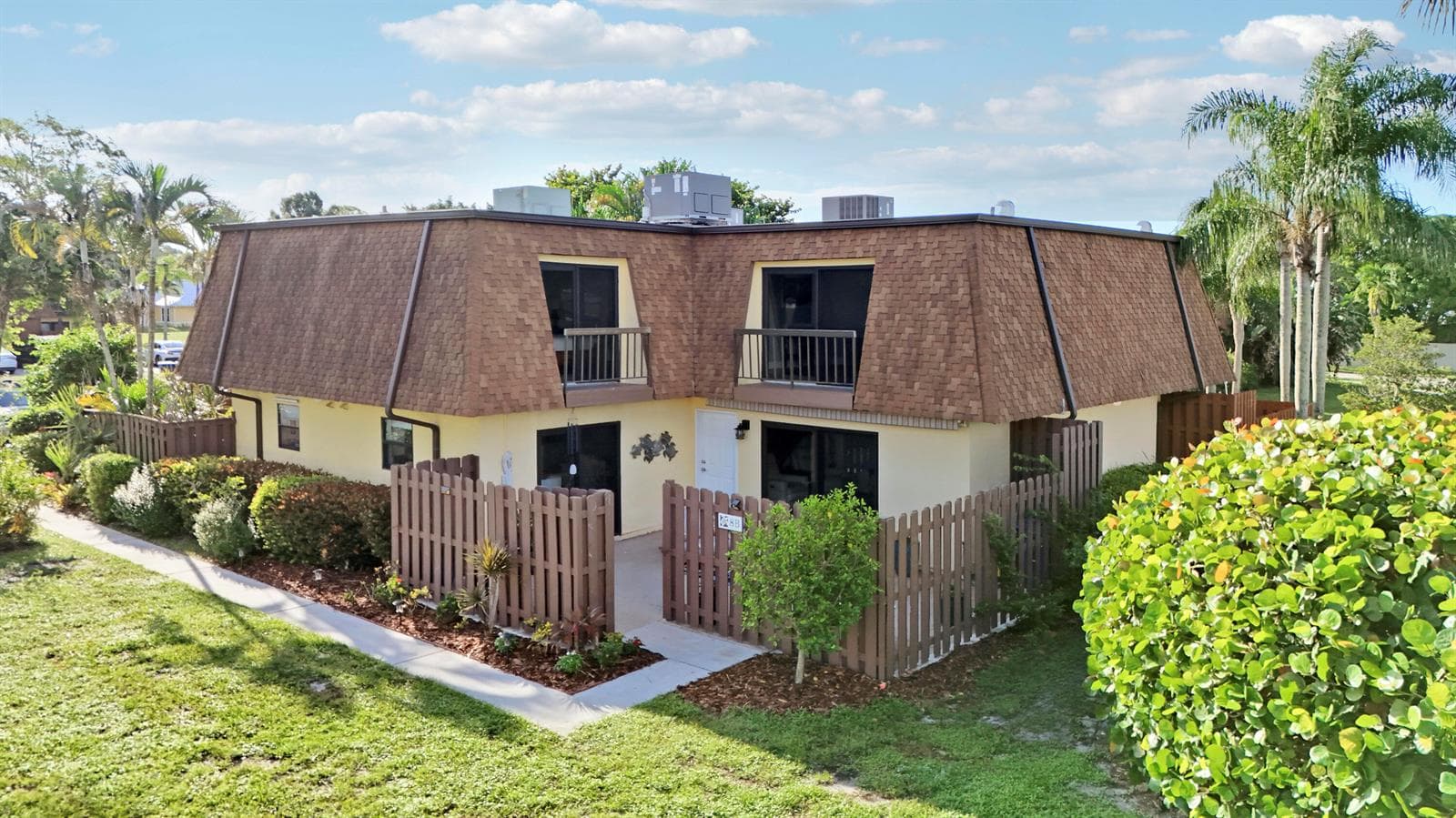 110 N DELAWARE Boulevard # 8B, Jupiter FL 33458 - Jupiter, FL - Photo 1