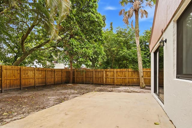 581 NW 47TH Avenue, Delray Beach FL 33445 - Delray Beach, FL - Photo 7
