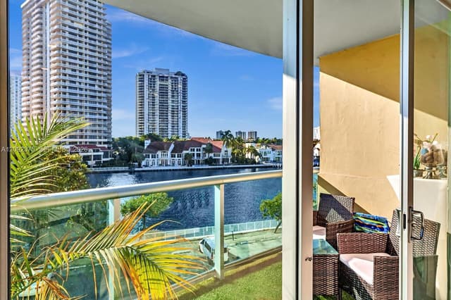 19390 Collins Ave # 421, Sunny Isles Beach FL 33160 - Sunny Isles Beach, FL - Photo 4