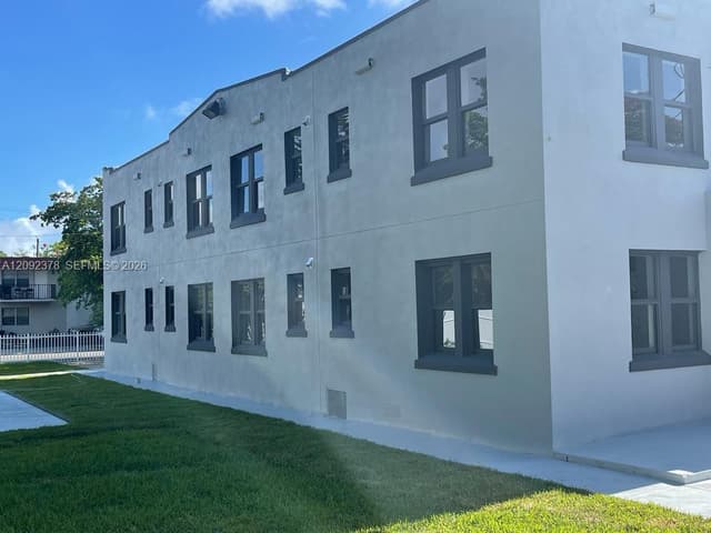 2020 Washington St, Hollywood FL 33020 - Hollywood, FL - Photo 3