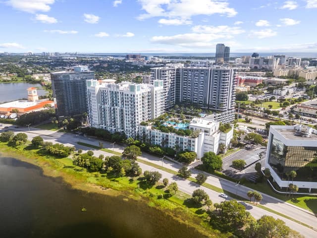 300 S Australian Avenue Unit 425, West Palm Beach FL 33401 - West Palm Beach, FL - Photo 6