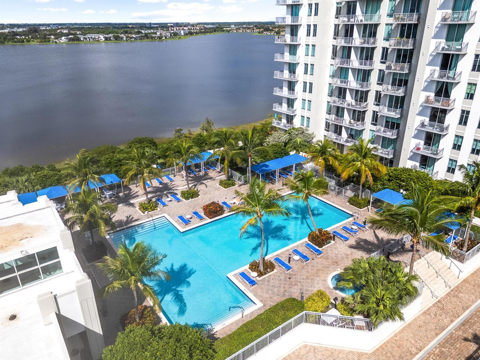 300 S Australian Avenue Unit 425, West Palm Beach FL 33401