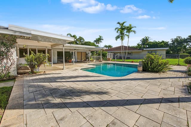 7320 SW 16th St, Plantation FL 33317 - Plantation, FL - Photo 5
