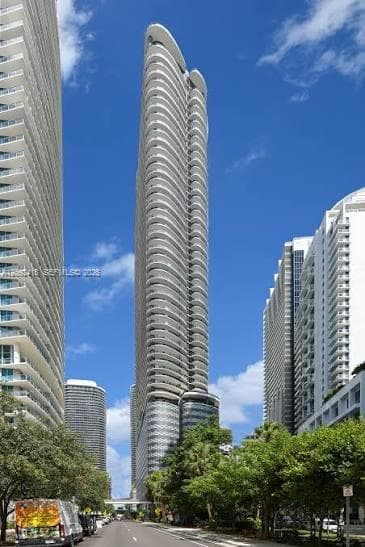 1000 Brickell Plz # 3509, Miami FL 33131 - Miami, FL - Photo 2