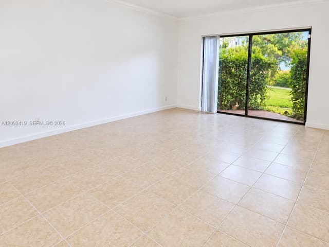 8290 Lake Dr # 112, Doral FL 33166 - Doral, FL - Photo 2