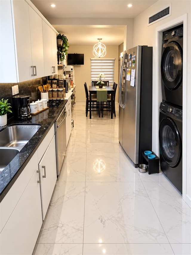 7114 SW 113th Ave, Miami FL 33173 - Miami, FL - Photo 3
