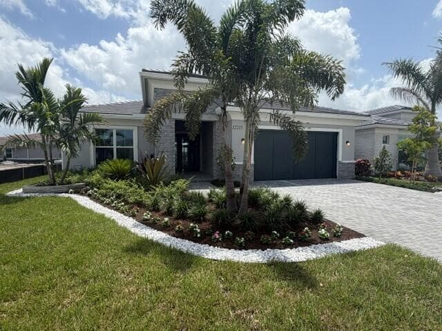 12215 ARBORDALE Way, Palm Beach Gardens FL 33412 - Palm Beach Gardens, FL - Photo 1