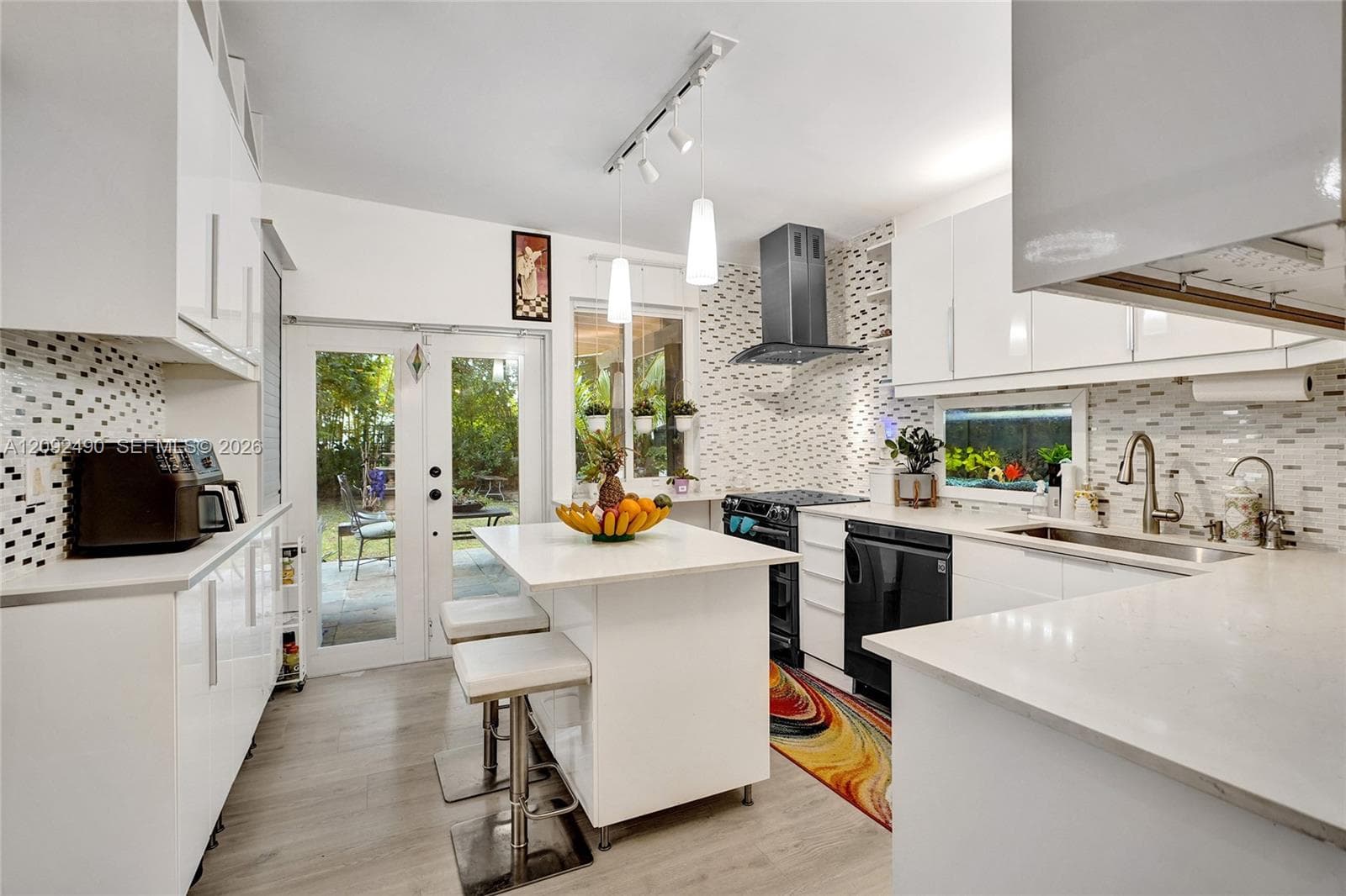 860 NE 127th St, North Miami FL 33161 - North Miami, FL - Photo 1
