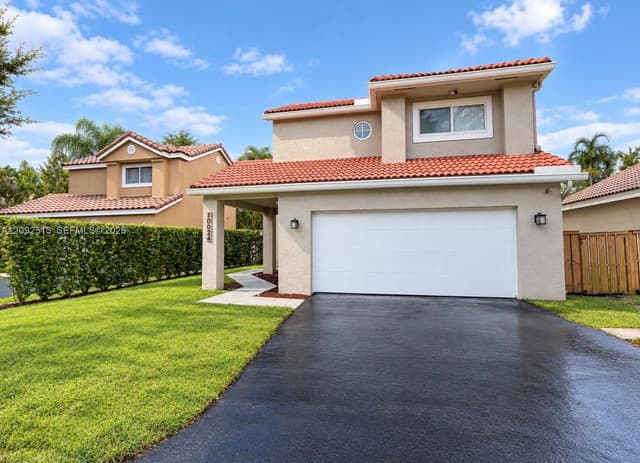 10024 NW 4th St, Plantation FL 33324 - Plantation, FL - Photo 2