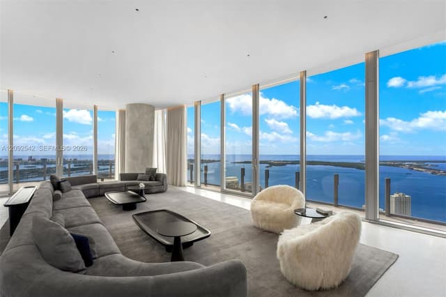 300 Biscayne Boulevard Way # 5801C, Miami FL 33131 - Miami, FL - Photo 2
