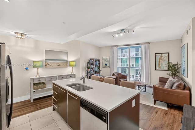 1900 N Bayshore Dr # 2717, Miami FL 33132 - Miami, FL - Photo 5