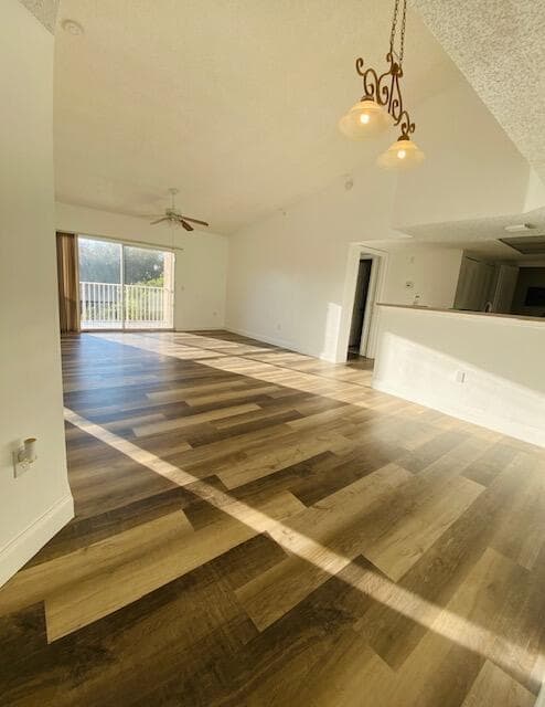 5021 Wiles Road Apt 301, Coconut Creek FL 33073 - Coconut Creek, FL - Photo 4