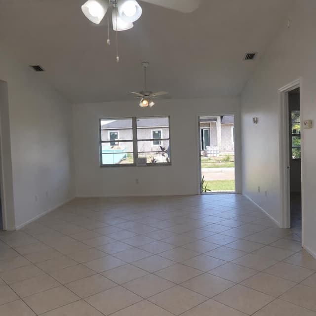 9052 MELODY Road, Lake Worth FL 33467 - Lake Worth, FL - Photo 2