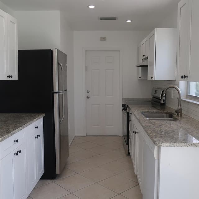 9052 MELODY Road, Lake Worth FL 33467 - Lake Worth, FL - Photo 6