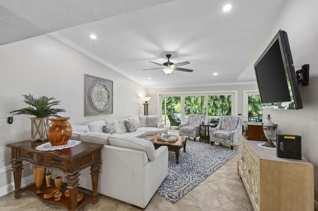 992 NW 83RD Drive, Coral Springs FL 33071 - Coral Springs, FL - Photo 7