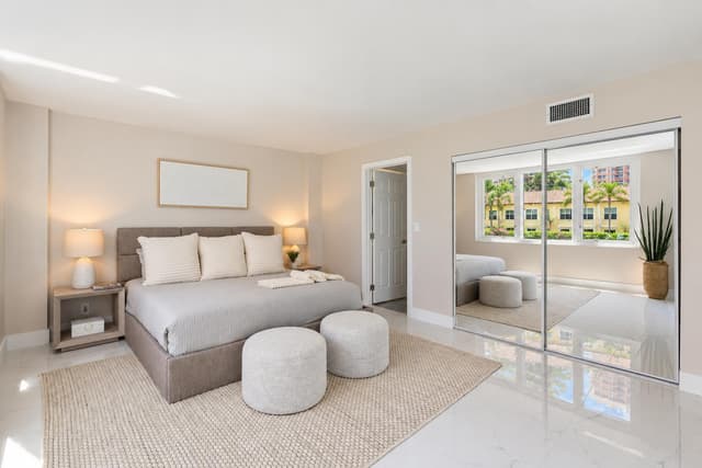 2200 NE 33rd Avenue # 2J, Fort Lauderdale FL 33305 - Fort Lauderdale, FL - Photo 3