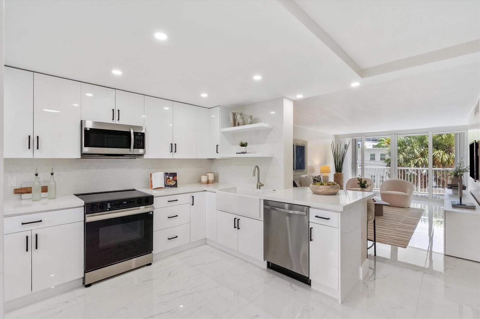 2200 NE 33rd Avenue # 2J, Fort Lauderdale FL 33305 - Fort Lauderdale, FL - Photo 1