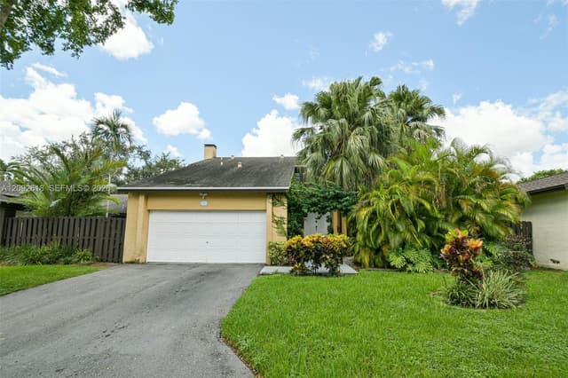 11624 SW 135th Pl, Miami FL 33186 - Miami, FL - Photo 2
