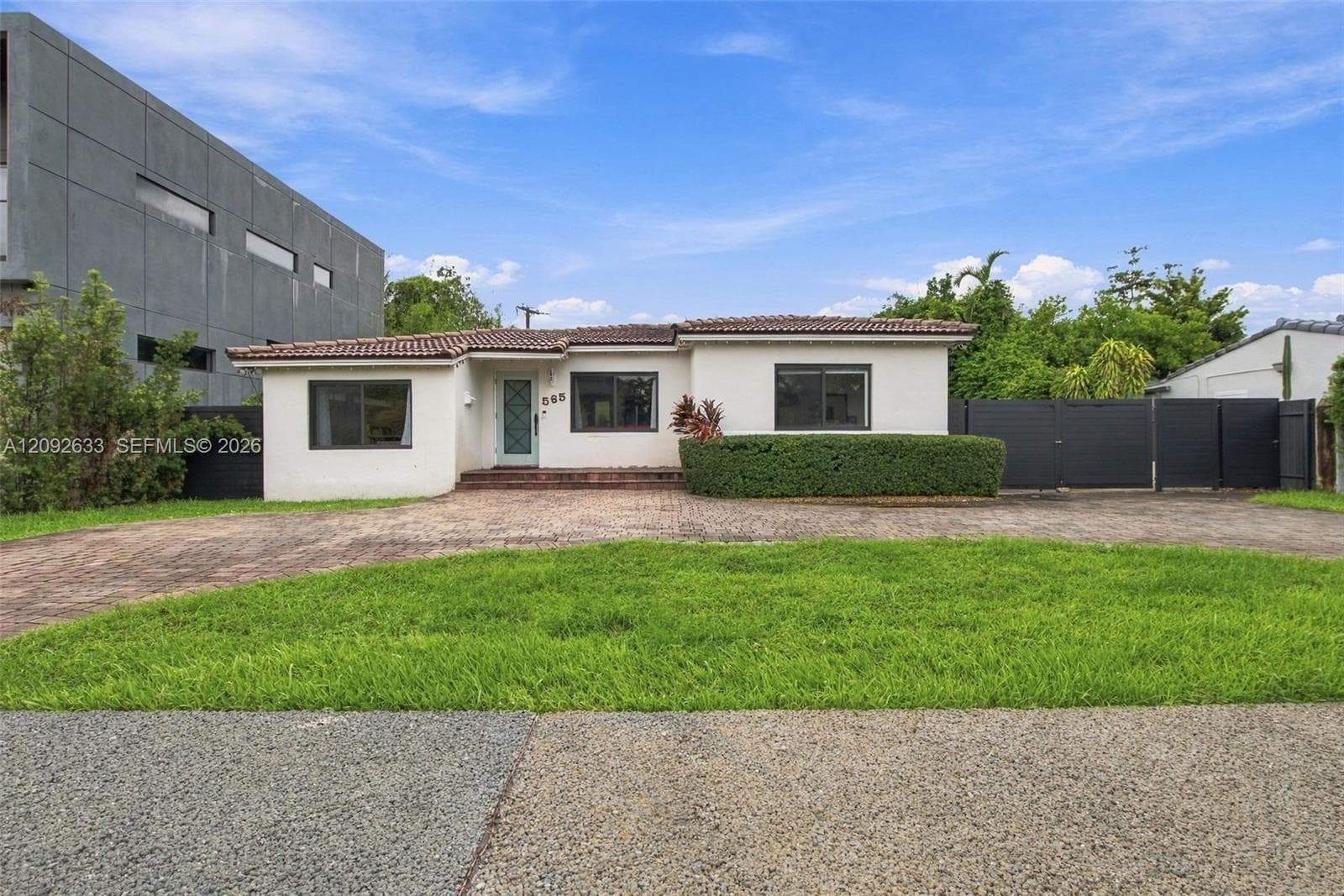 565 East Dr, Miami Springs FL 33166 - Miami Springs, FL - Photo 1