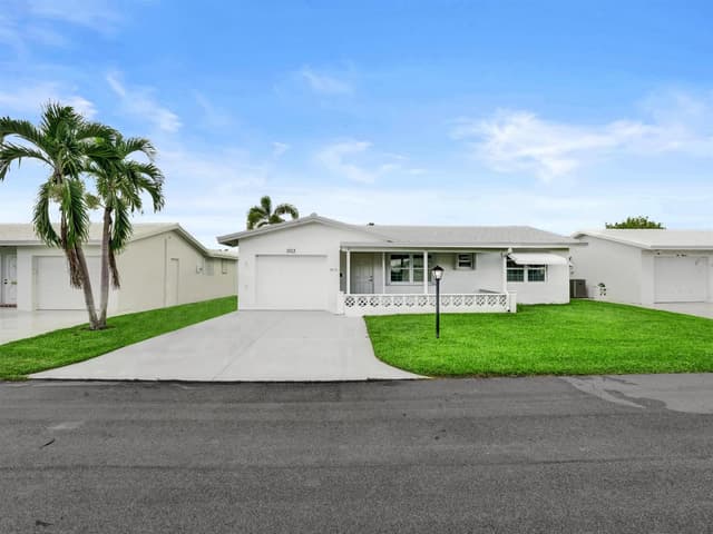 1013 SW 15th Street, Boynton Beach FL 33426 - Boynton Beach, FL - Photo 2