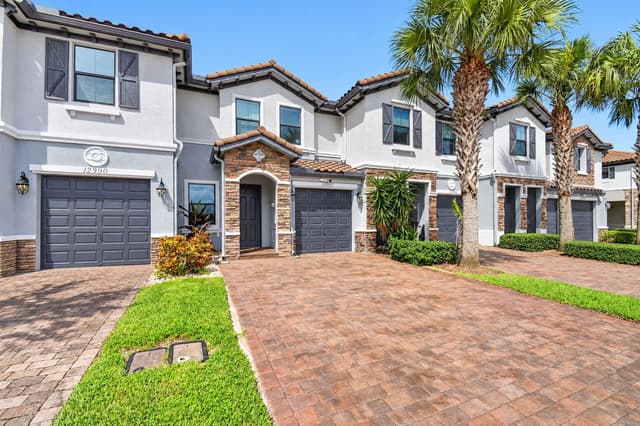 12992 Anthorne Lane, Boynton Beach FL 33436 - Boynton Beach, FL - Photo 2