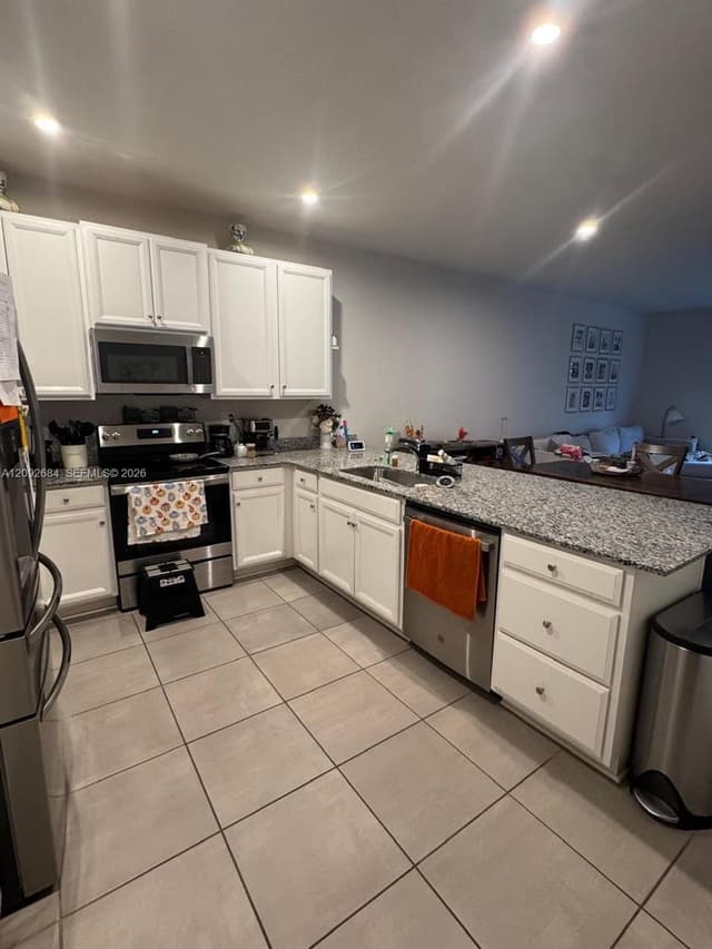 10941 SW 232nd Ter, Homestead FL 33032 - Homestead, FL - Photo 7
