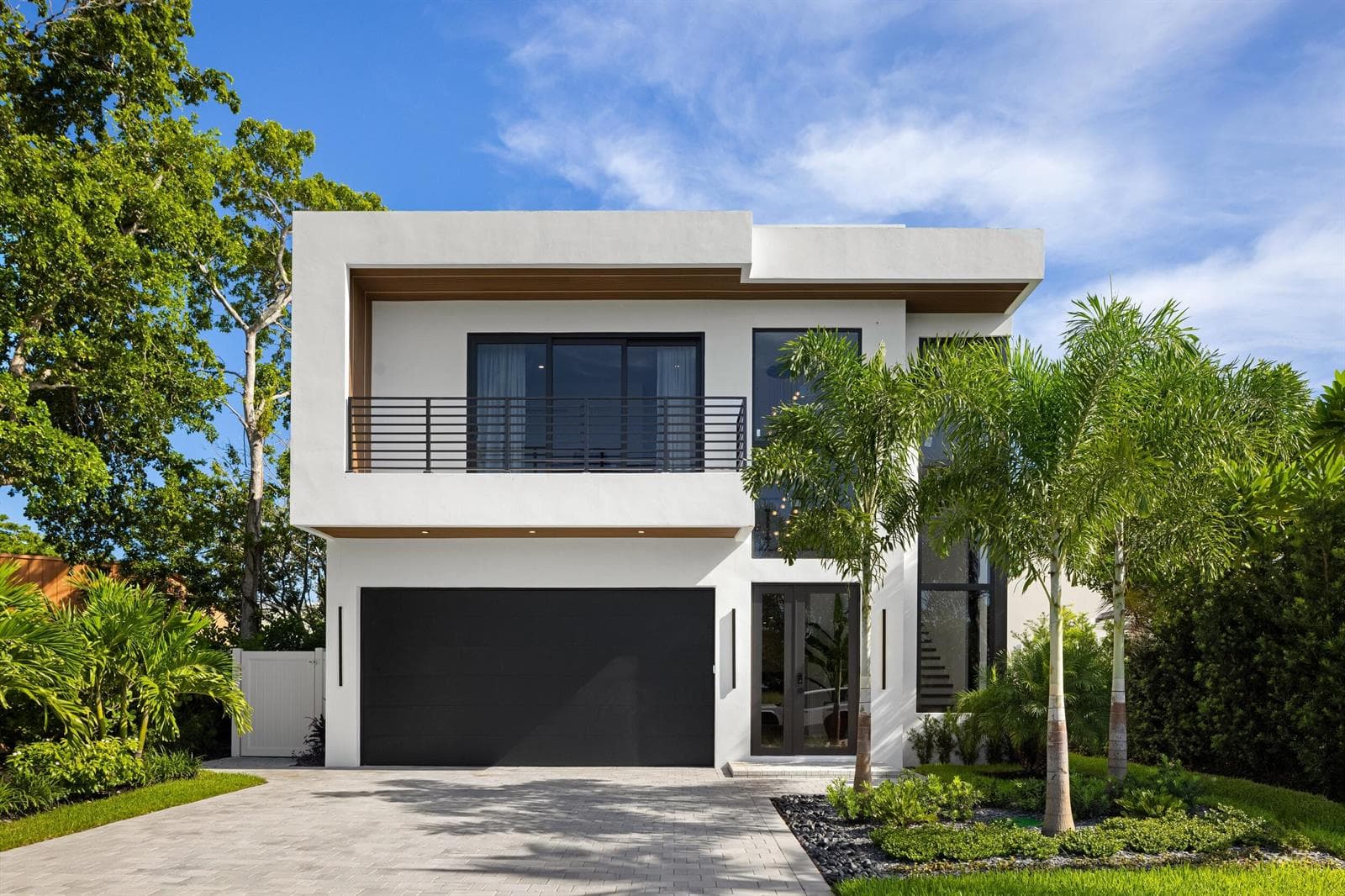 707 Lake Avenue N, Delray Beach FL 33483