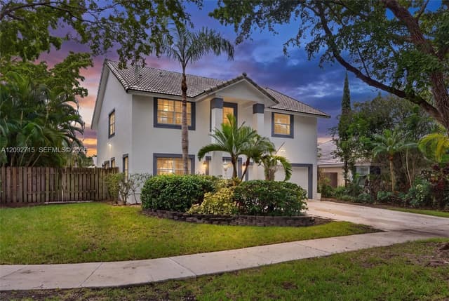 9410 SW 212th Ter, Cutler Bay FL 33189 - Cutler Bay, FL - Photo 2