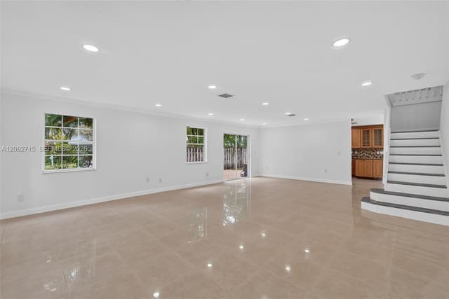 9410 SW 212th Ter, Cutler Bay FL 33189 - Cutler Bay, FL - Photo 7