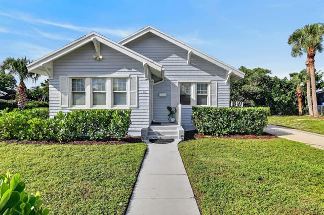 415 Greenbriar Drive, West Palm Beach FL 33403 - West Palm Beach, FL - Photo 2