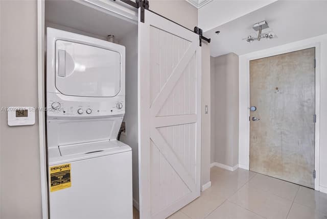 350 S Miami Ave # 3602, Miami FL 33130 - Miami, FL - Photo 3