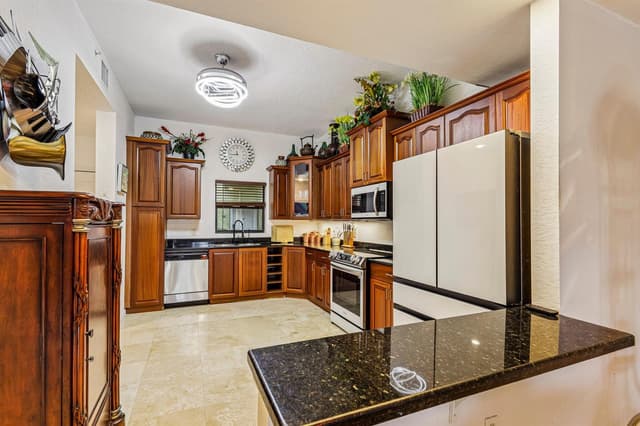 1620 Presidential Way # 310, West Palm Beach FL 33401 - West Palm Beach, FL - Photo 7