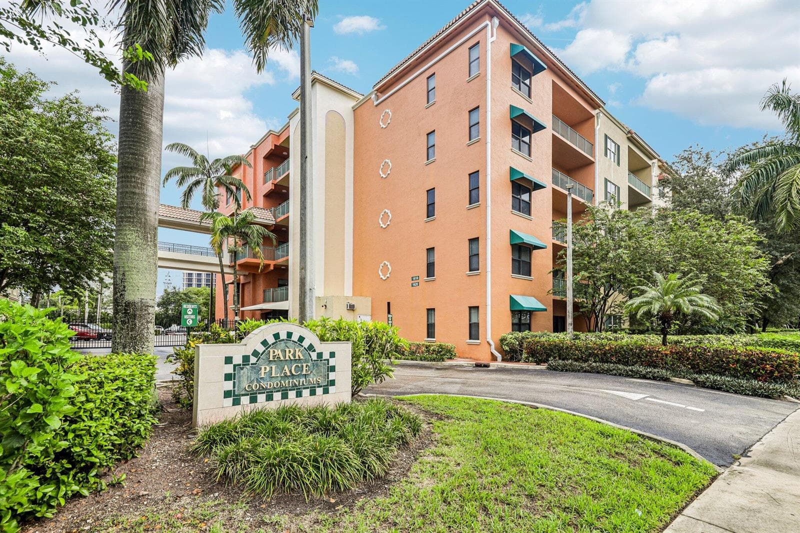 1620 Presidential Way # 310, West Palm Beach FL 33401