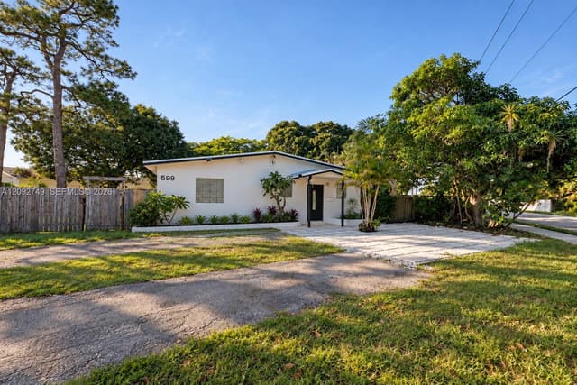 599 NE 35th St, Oakland Park FL 33334 - Oakland Park, FL - Photo 4